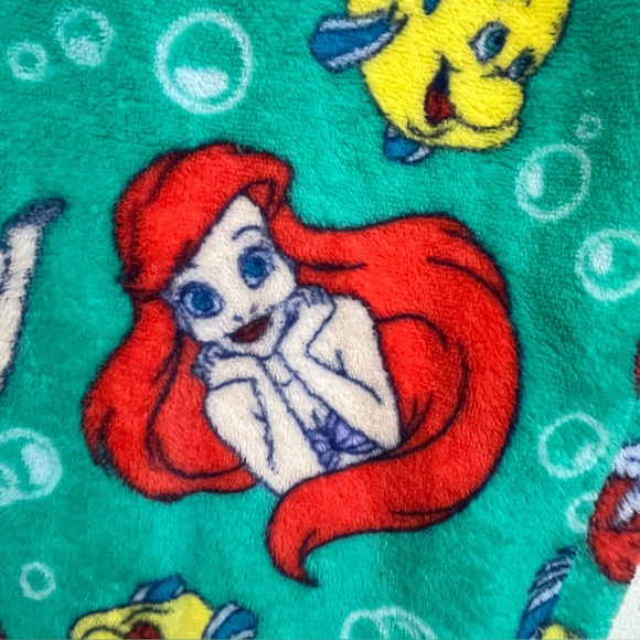 Disney Fleece Little Mermaid Ariel Pajamas Set Sz Small Blue - Picture 15 of 16